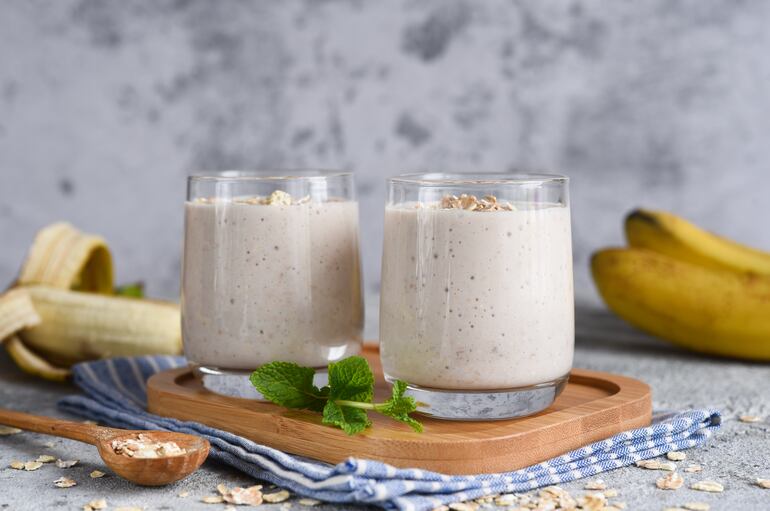 Crema de avena y leche, perfecta para combinar con frutas.