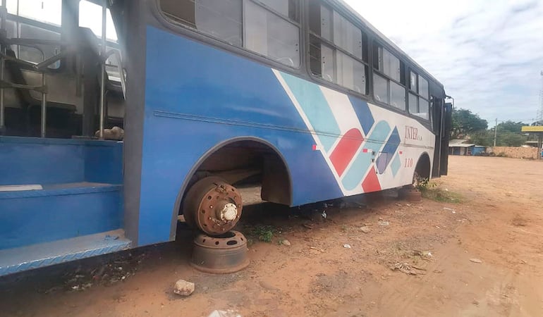 Hasta por los buses sin rueda cobraron subsidio los transportistas.