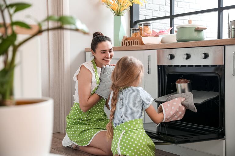 La temperatura del horno es fundamental a la hora de hacer un bizcocho.