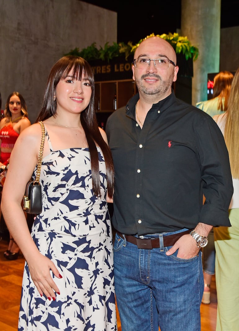 Fiorella Gómez y Daniel Lagos.