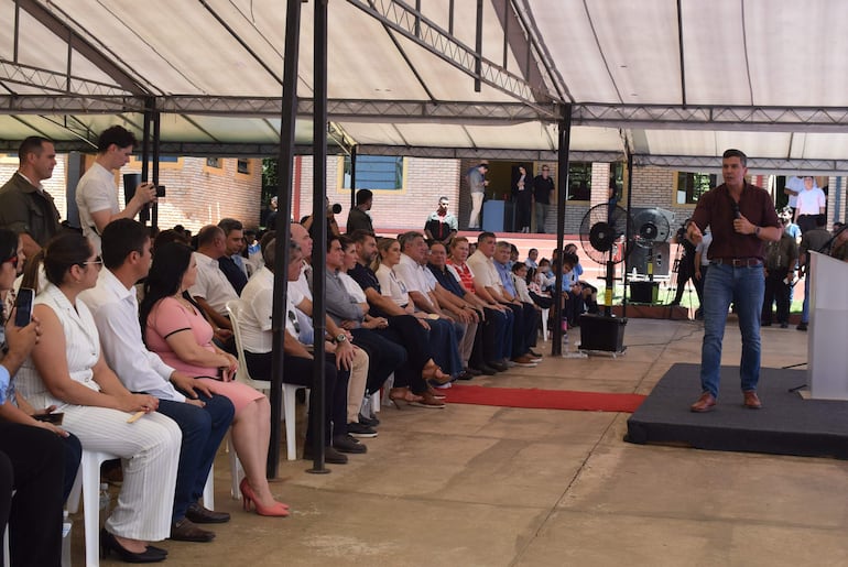 El presidente Santiago Peña dijo en su discurso que desde hoy se inició el cambio en  Paraguay.