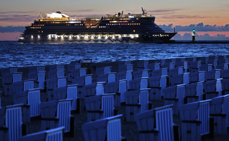 El último ejemplo es la naviera alemana Aida Cruises, que equipó todos sus barcos con esta tecnología y la ofrece a sus pasajeros a diversas tarifas.