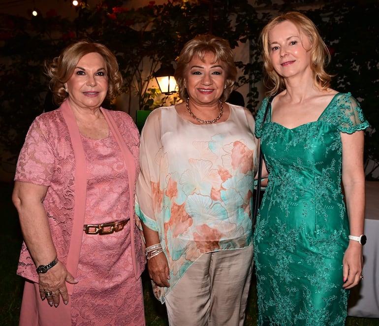 Isabel Mateos, Graciela Diering y Alena Erdmannsporfer