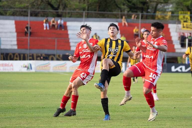 General Caballero y Guaraní juegan por la fecha 18 en el Ka'arendy