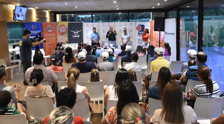 Lanzamiento del Circuito de Verano del Yacht, que arranca el domingo.