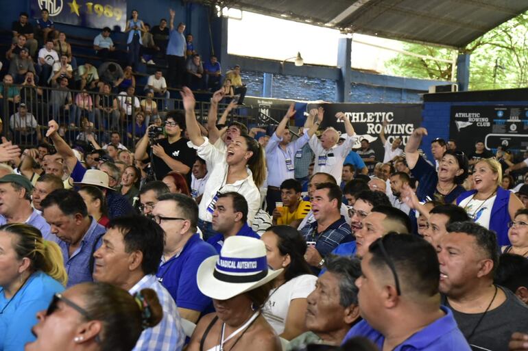 Ultima sesión de la Convención del PLRA.