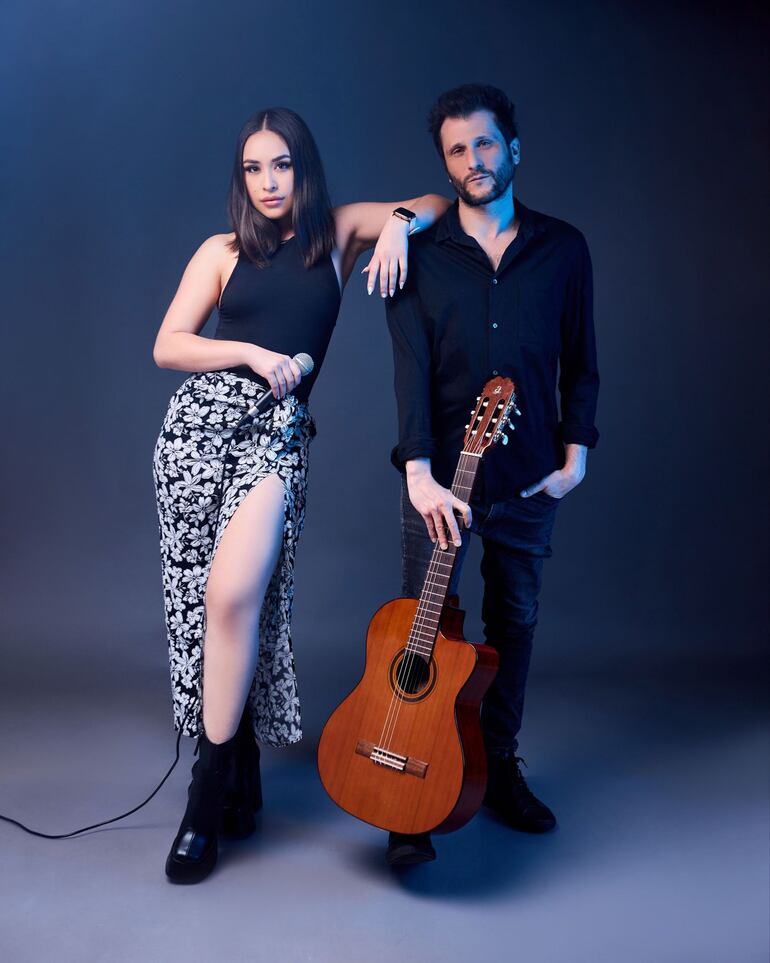 Verónica Oviedo y Eduardo Toronjo brindarán su primer concierto con Manojo el próximo 15 de julio en Madrid. (Gentileza de la entrevistada)