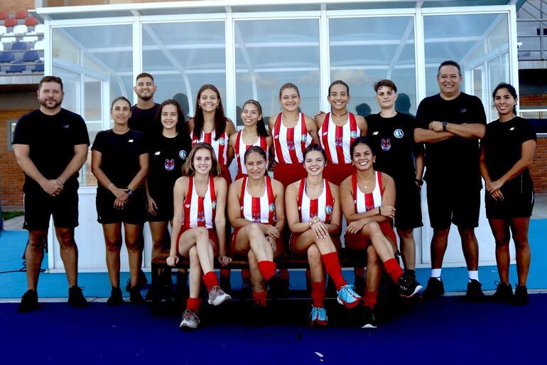 Delegación paraguaya que será parte del campeonato Mundial de Hockey5s, en Omán.