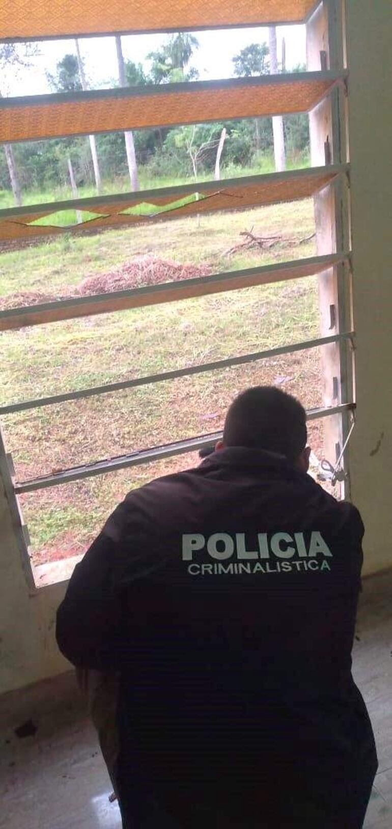 Personal de Criminalística se constituyó en lugar para realizar el trabajo de campo.