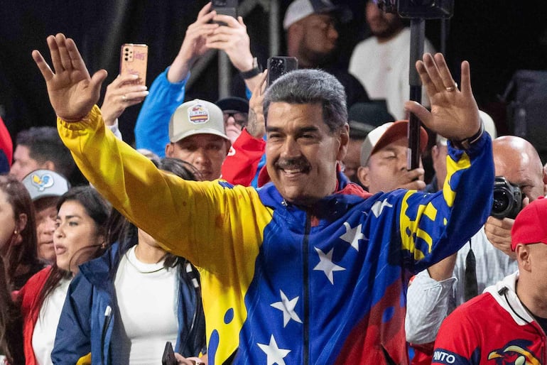 El presidente de Venezuela, Nicolás Maduro, celebra los resultados de las elecciones presidenciales, en Caracas (Venezuela).