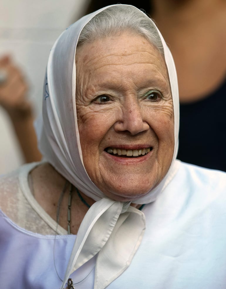 Fotografía de archivo de Nora Cortiñas, integrante de Madres de Plaza de Mayo Línea Fundadora.