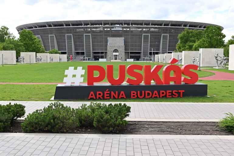 Vistas del estadio Puskás Arena, en Budapest, Hungría.