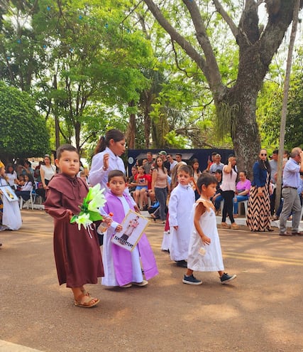 Celebran 88 años de fundación de Santa Elena