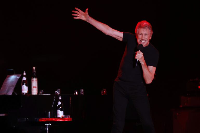 El músico británico Roger Waters, cofundador de la mítica banda de rock Pink Floyd, durante su presentación en Santiago de Chile.