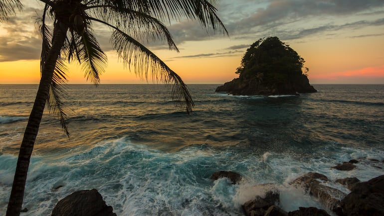 Atardecer en Capurganá, Caribe colombiano.