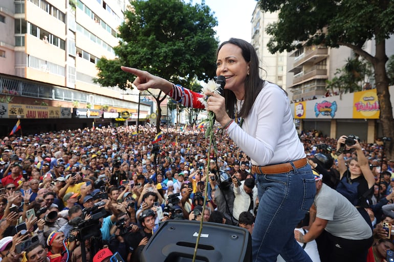 Imagen de referencia: la líder antichavista María Corina Machado pronuncia un discurso en una manifestación en Caracas (Venezuela). 