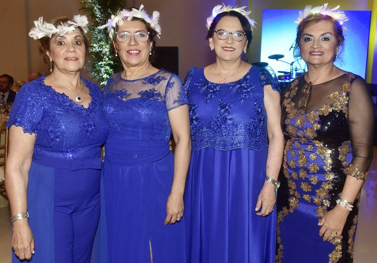 Floria Sánchez, Cristina Osorio, Carmen Sánchez y Nora Gómez.