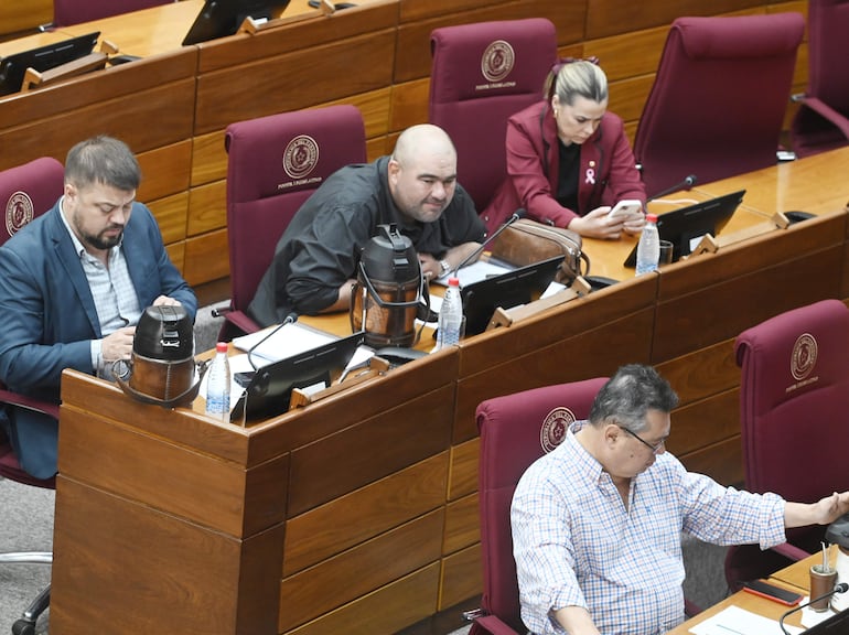 El senador Colym Soroka no se mostró convencido sobre los resultados que ha tenido hasta ahora la comisión "antilavado", cuyo plazo vence a mediados de noviembre.