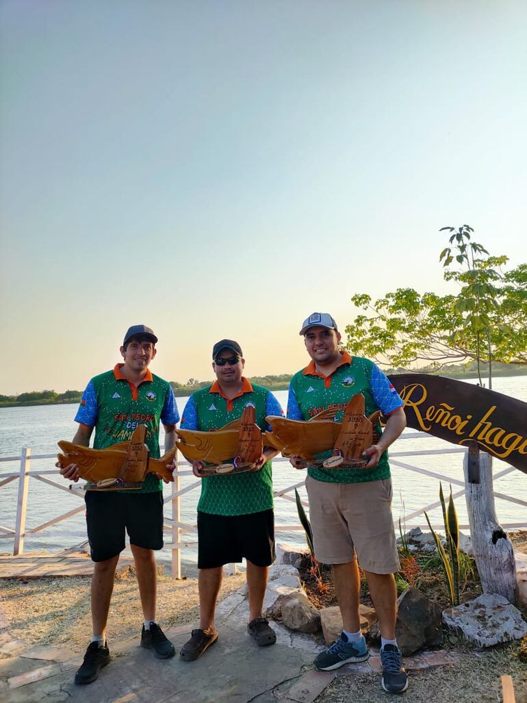 Los representantes del Club de Caza y Pesca de San Pedro de Ycuamandyyú obtuvieron varios premios en Puerto Antequera