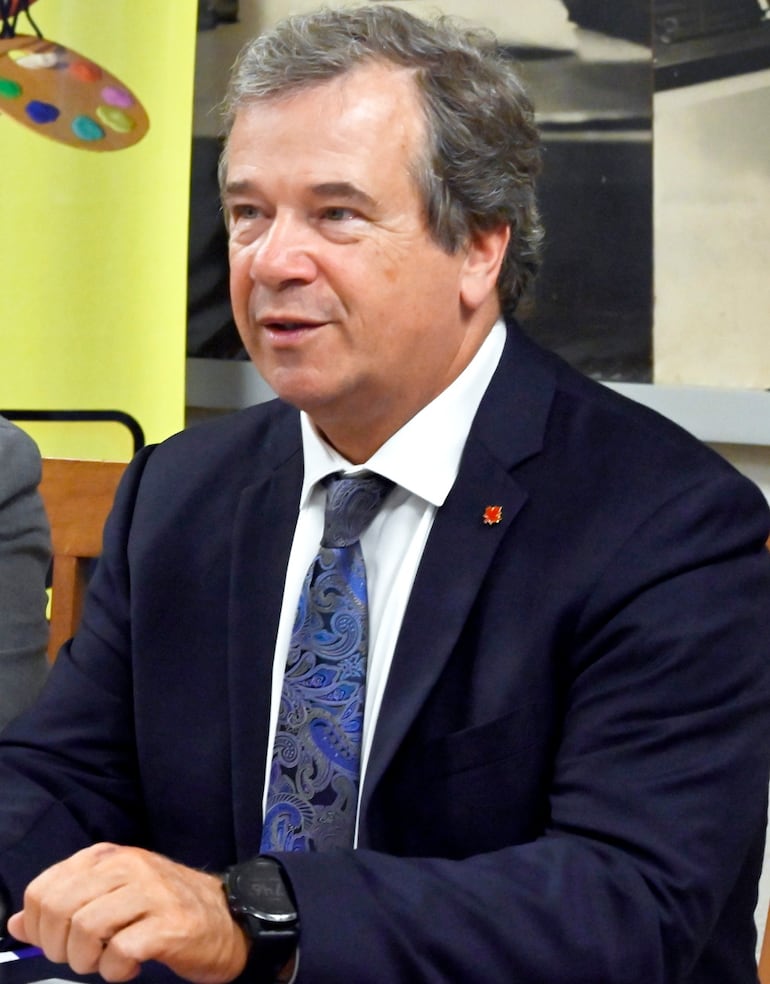 Reid Sirrs, embajador de Canadá   en Paraguay.