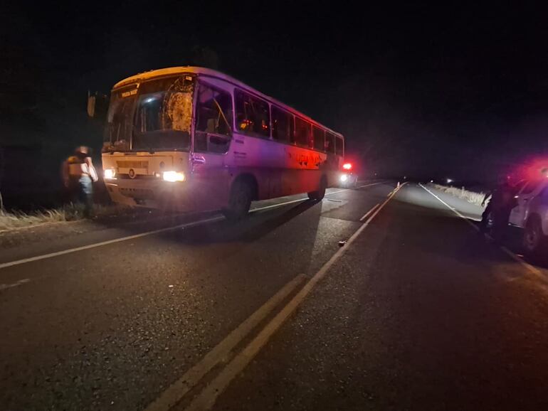 Ómnibus de la Policía Nacional sufre accidente en la zona de San Ignacio