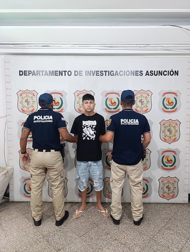 Daniel Isaías Bentrón Arévalos, alias de Pitití, fue derivado a la sede de Investigaciones en Asunción, donde quedó a cargo del Ministerio Público.