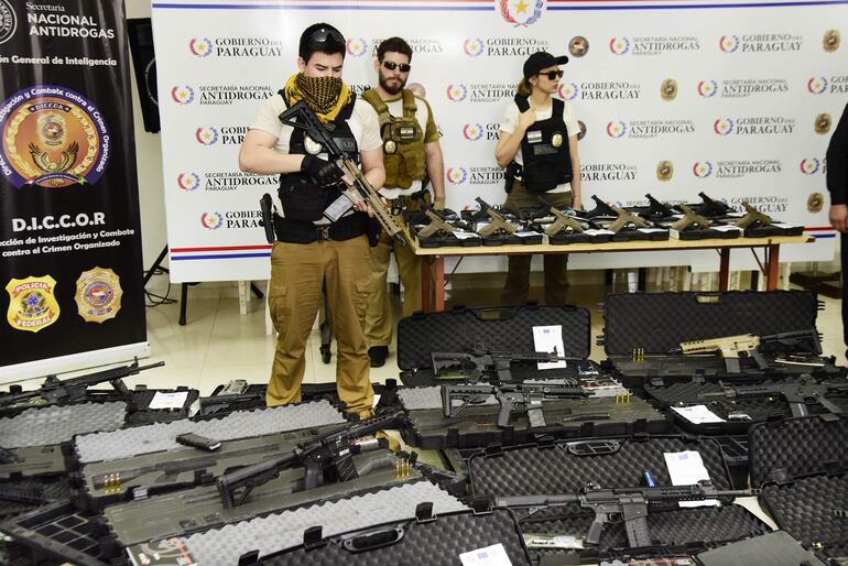 Armas incautadas en el Operativo Dakovo. Archivo.