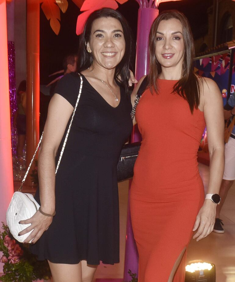 Roa Ríos y Paula Figueredo.