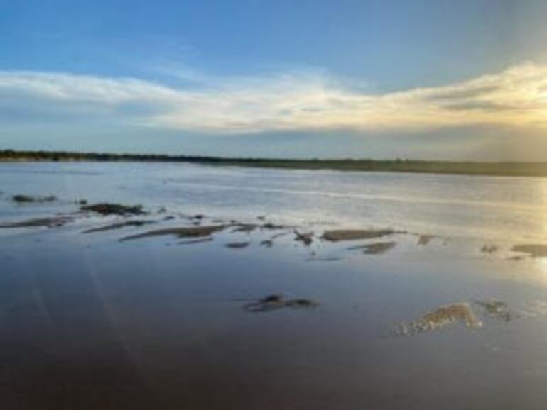 Situación del río Pilcomayo en General Díaz. (gentileza).