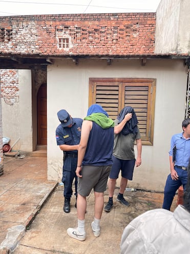 Detenidos por sustracción de energía eléctrica.