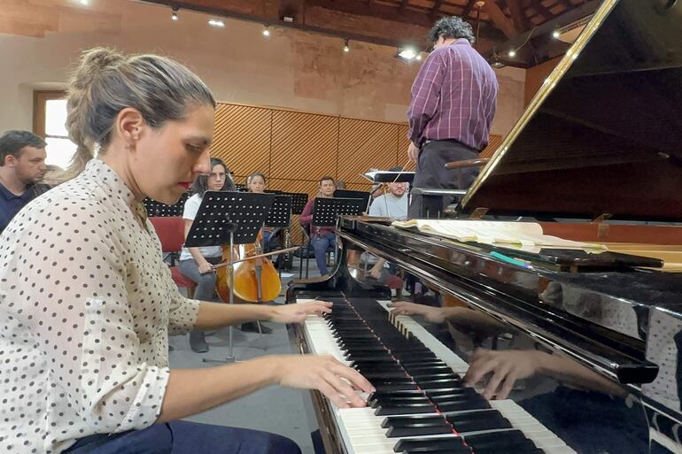 La solista invitada presentará el Concierto para piano y orquesta Nº 1, de Johannes Brahms.