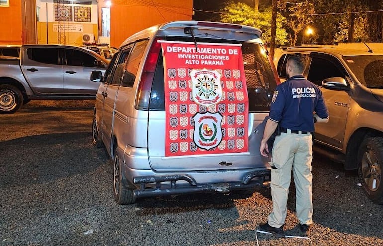 La mujer contrató al dueño de un furgón para trasladar las mercaderías que vendió a un reducidor.