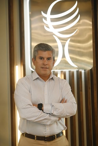 Hernando Lesme, director gerente general del Banco Atlas