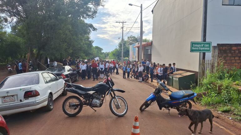 Cierre de Escuela Nueva Esperanza en Encarnación.