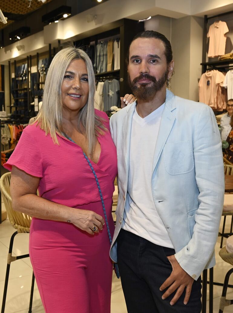 Bibi Landó junto a Javier Duré. 