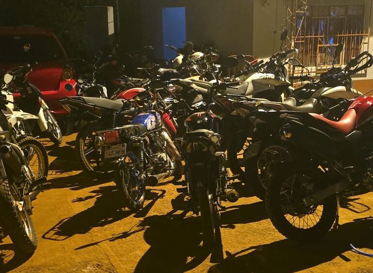 Las motocicletas fueron incautadas por falta de documentos.