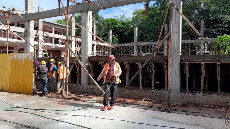 Otro año más iniciarán clases en zona de obras en la escuela José Gaspar Rodríguez de Francia de Encarnación