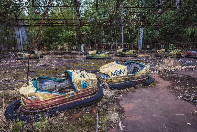 "Autitos chocadores" en el parque de diversiones de Pripyat, ciudad abandonada en la zona de exclusión de Chernóbil.