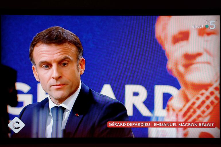 El presidente de Francia, Emmanuel Macron, también se refirió al caso de Gérard Depardieu en una entrevista televisiva.