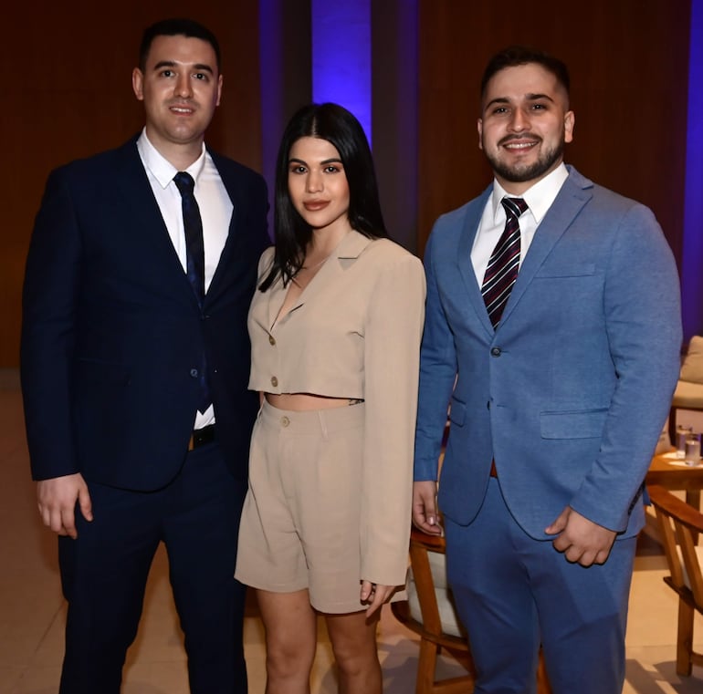 Nicolás Mariano Blanc, Jessica Sarubbi y Augusto Zelaya.