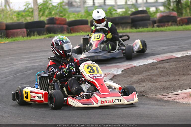 Víctor Chanoski se adjudicó con absoluta superioridad la categoría Rotax Senior Max.