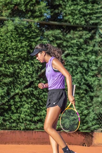 La tenista paraguaya Zoe Doldán Viñales (13 años) está en la final de síngles 18 años del torneo J30 Punta, en Uruguay.
