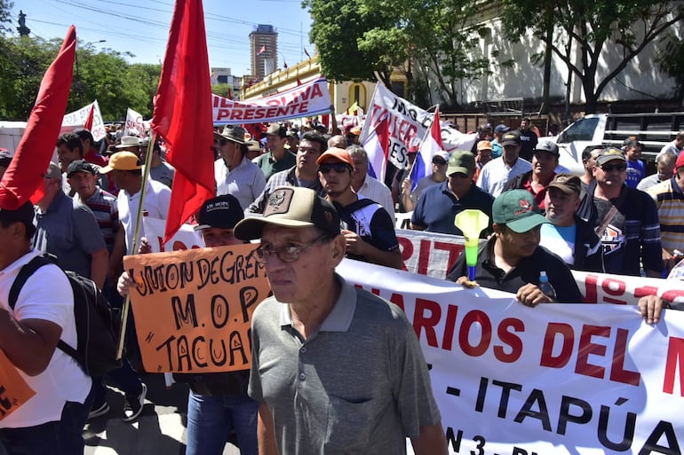 Protesta de Funcionarios