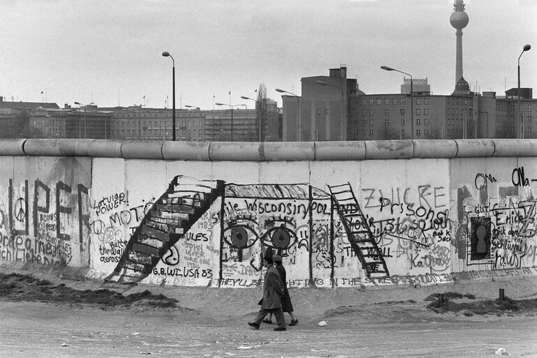 Fotografía del Muro de Berlín en abril de 1984.