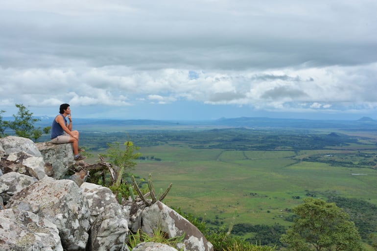 Mirador del cerro Acahay.