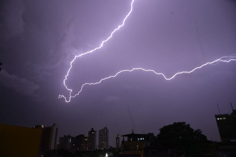 Imagen ilustrativa: tormenta eléctrica.