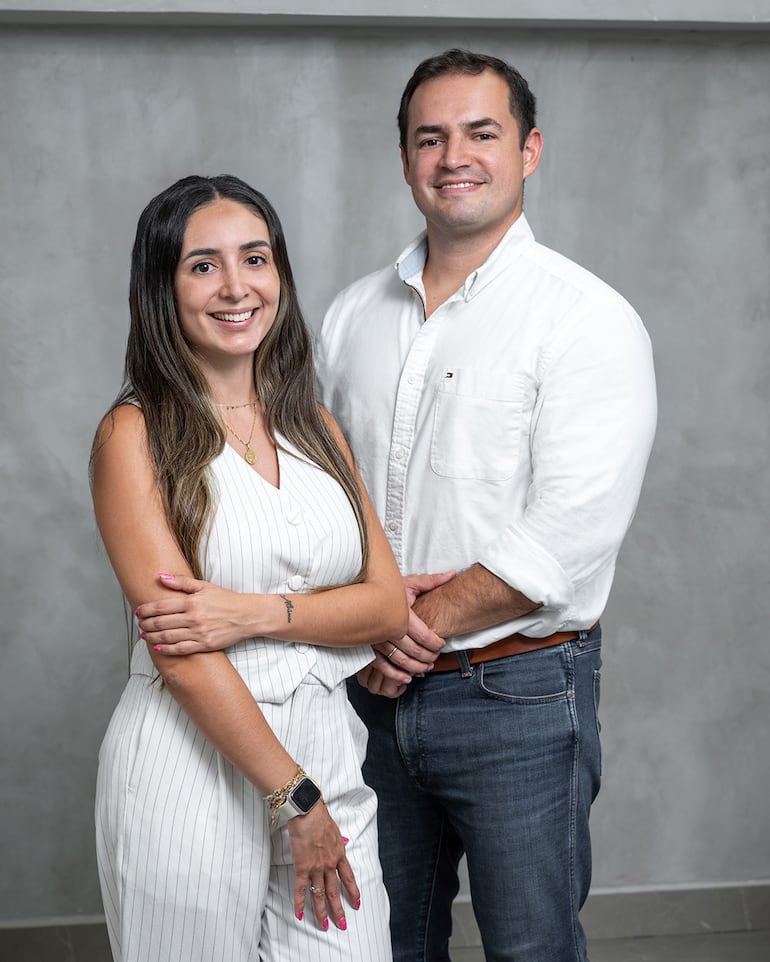 Laura Benítez y Carlos Becker, fundadores.