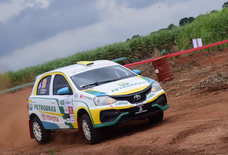 Beto Ramírez y José Marín (Toyota Etios), grandes protagonistas de la RC5 en la temporada.