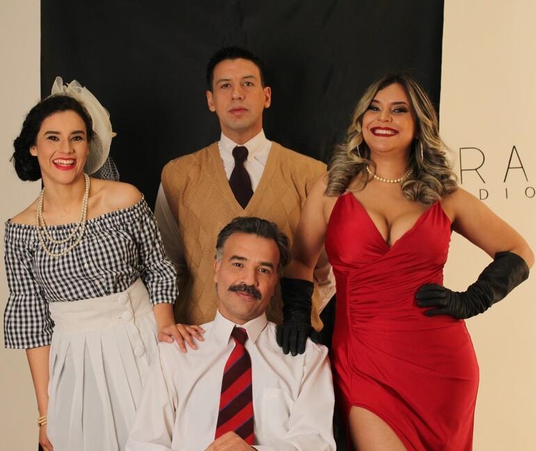 Ángeles González, Marco Jara, Christian Olmedo y Alicia Braga conforman el elenco de la obra "Somos instantes".