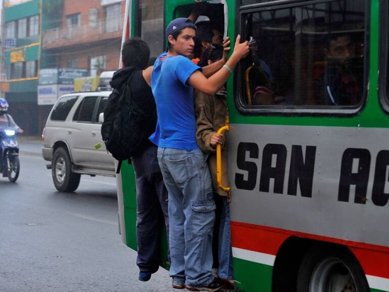 Fotografía de archivo y referencia: La SET se encuentra investigando a 20 empresas de transporte ante inconsistencias impositivas.